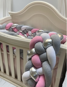 Bumper Anisa Knot Studio para bebé niña