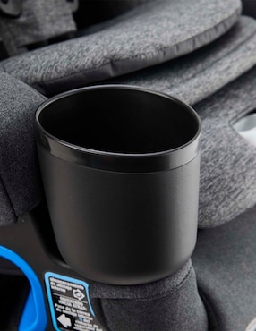 Autoasiento convertible Graco compatible con el cinturón de seguridad del automóvil