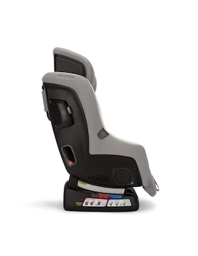Autoasiento Nuna compatible con vehículos equipados con sistema LATCH Rava