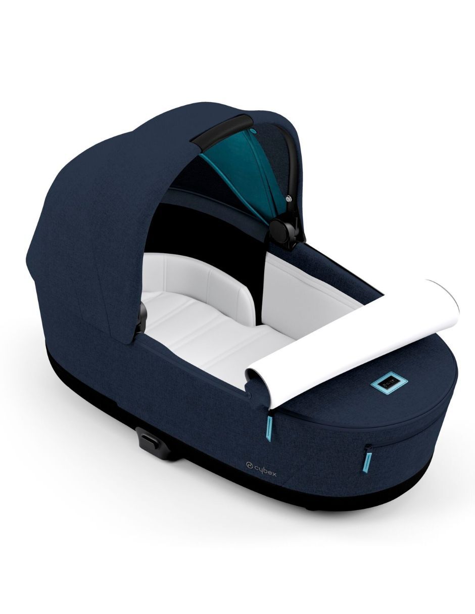 Bambineto Priam Lux Carry Cot 2
