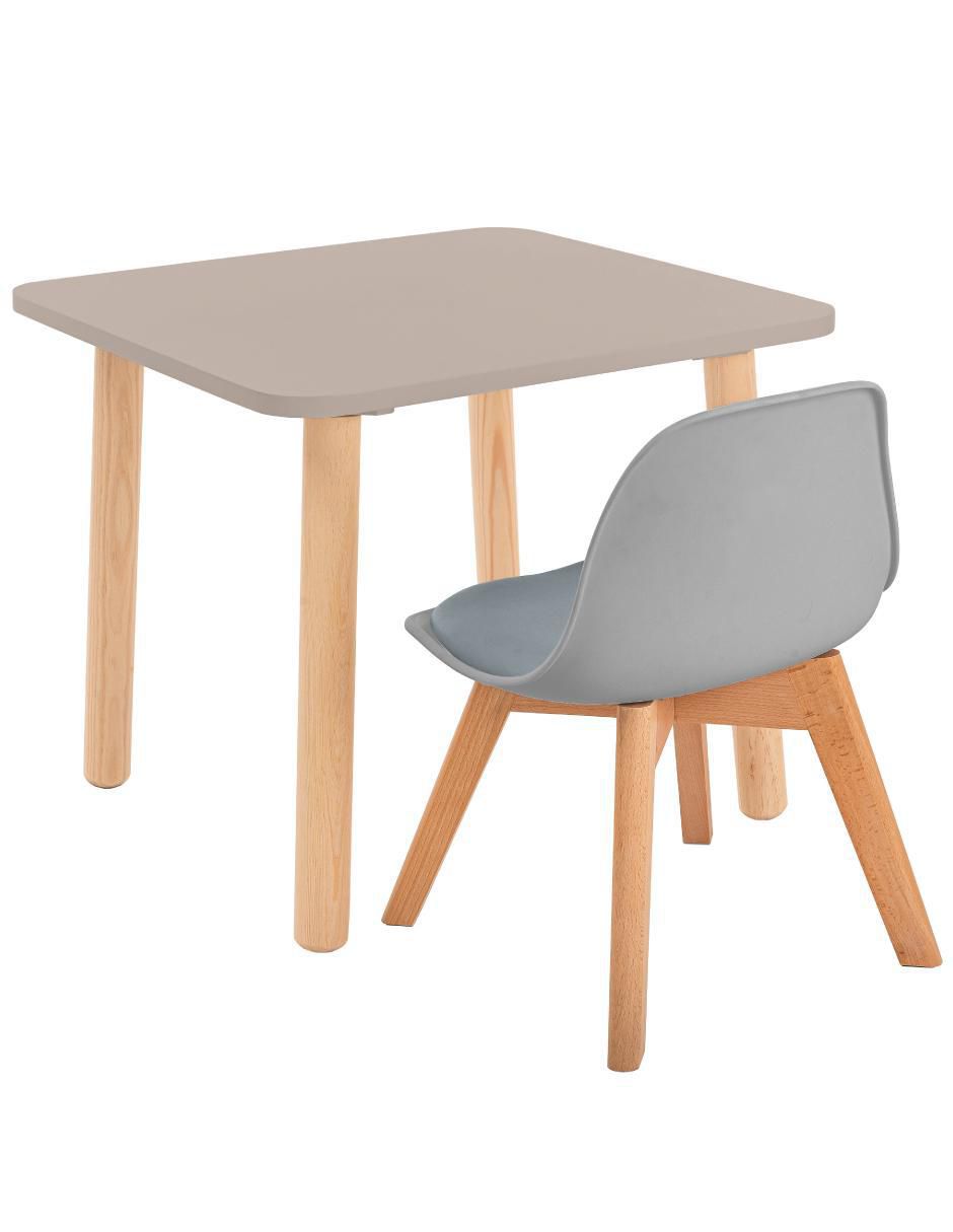 Mesa con silla