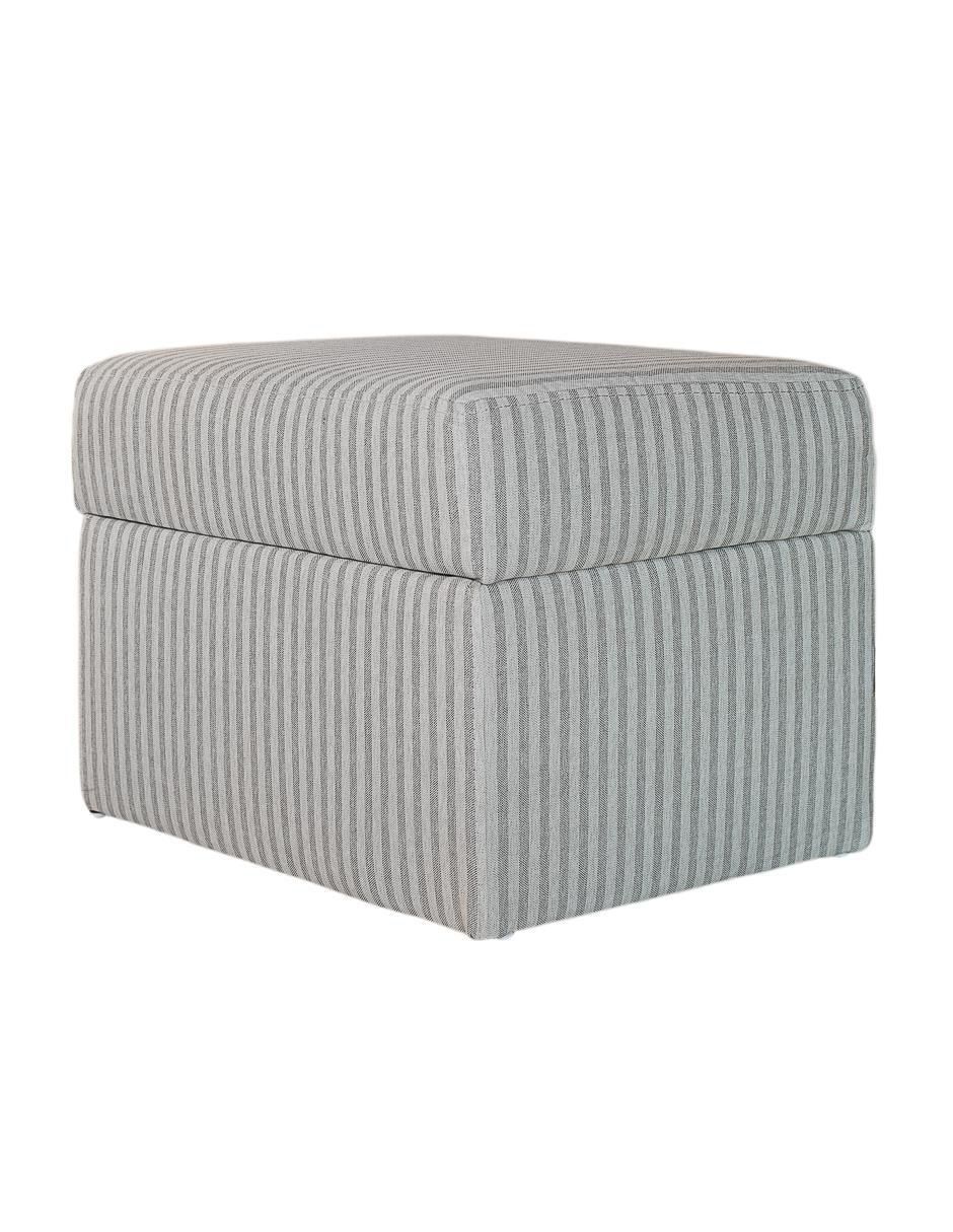 Taburete de poliéster 2