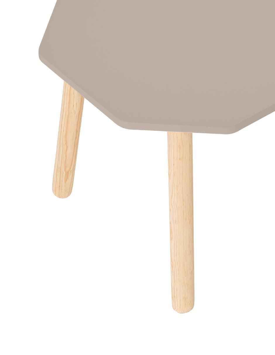 Mesa con silla 4